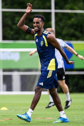 260614 Taha Ali of the Swedish national football team at a training session during day 3 of the FIFA World Cup 2026 on June 14, 2026 in Monterrey Photo Petter Arvidson BILDBYRAN kod PA PA1232 fotboll football soccer fotball vm fotbolls vm fotball vm fotbolls vm 2026 fifa world cup 2026 träning practice training sverige sweden sverige a day 3 bbeng  Copyright: PETTERxARVIDSON BB260614PA041
