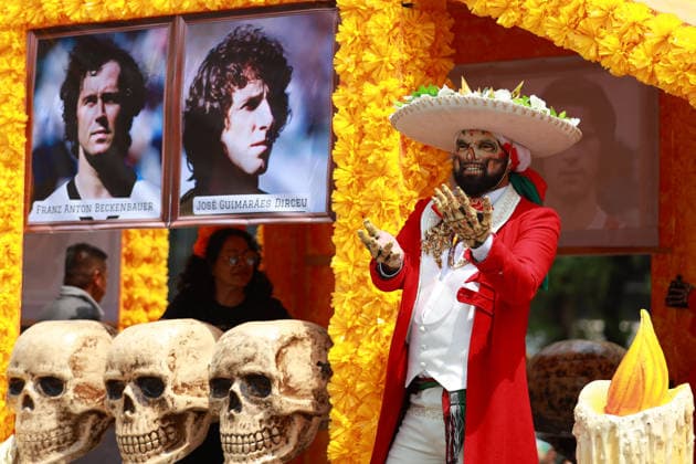 World Cup parade held in Mexico City MEXICO CITY, MEXICO - JUNE 13: Participants perform during a World Cup parade, in Mexico City, Mexico on June 13, 2026. Thousands of participants, including dancers, football-themed floats and giant inflatable figures, took part in the World Cup parade as part of the cultural activities organized by the Mexico City government during the World Cup. Daniel Cardenas Anadolu Mexico City Mexico. Editorial use only. Please get in touch for any other usage.  Copyright: x2026xAnadoluxDanielxCardenasx