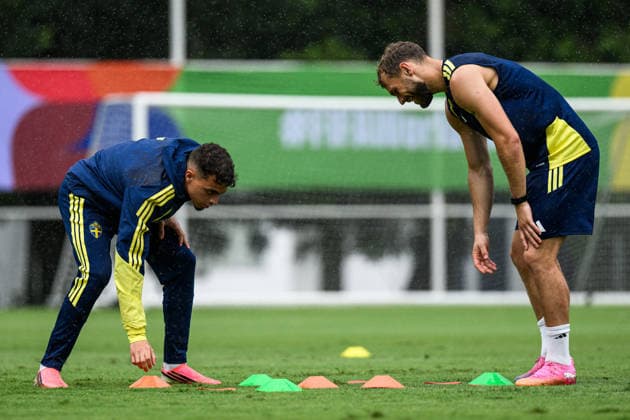 260614 Yasin Ayari and Jesper Karlström of the Swedish national football team at a training session during day 3 of the FIFA World Cup 2026 on June 14, 2026 in Monterrey Photo Joel Marklund BILDBYRAN kod JM PA1232 fotboll football soccer fotball vm fotbolls vm fotballs vm fotbolls vm 2026 fifa world cup 2026 träning practice training sverige sweden sverige a day 3 bbeng  Copyright: JOELxMARKLUND BB260614JM025