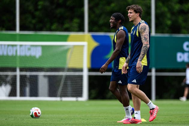 260614 Anthony Elanga and Victor Nilsson Lindelöf of the Swedish national football team at a training session during day 3 of the FIFA World Cup 2026 on June 14, 2026 in Monterrey Photo Joel Marklund BILDBYRAN kod JM PA1232 fotboll football soccer fotball vm fotbolls vm fotball vm fotbolls vm 2026 fifa world cup 2026 träning practice training sverige sweden sverige a day 3 bbeng  Copyright: JOELxMARKLUND BB260614JM026