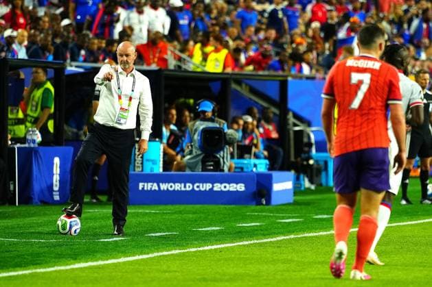 Scotland manager Steve Clarke gestures on the touchline to John McGinn of Scotland Haiti v Scotland, 2026 FIFA World Cup, WM, Weltmeisterschaft, Fussball Group C, Football, Boston Stadium, Foxborough, Massachusetts, USA - 13 Jun 2026Foxborough Boston Stadium Massachusetts (MA) United States of America EDITORIAL USE ONLY No use with unauthorised audio, video, data, fixture lists, club league logos or live services. Online in-match use limited to 120 images, no video emulation. No use in betting, games or single club league player publications.  Copyright: xJavierxGarcia Shutterstockx 16924166bz