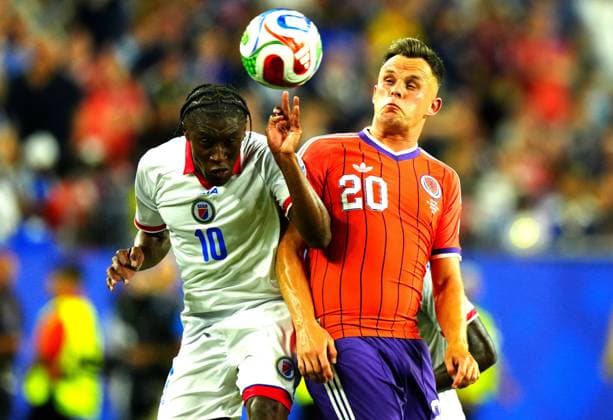 Jean-Ricner Bellegarde of Haiti and Lawrence Shankland of Scotland in action Haiti v Scotland, 2026 FIFA World Cup, WM, Weltmeisterschaft, Fussball Group C, Football, Boston Stadium, Foxborough, Massachusetts, USA - 13 Jun 2026Foxborough Boston Stadium Massachusetts (MA) United States of America EDITORIAL USE ONLY No use with unauthorised audio, video, data, fixture lists, club league logos or live services. Online in-match use limited to 120 images, no video emulation. No use in betting, games or single club league player publications.  Copyright: xJavierxGarcia Shutterstockx 16924166ca
