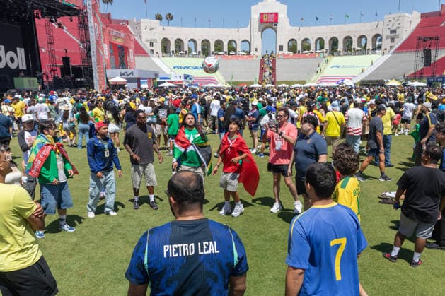 Fans watch Brazil v Morocco - FIFA World Cup, WM, Weltmeisterschaft, Fussball 2026 match in Los Angeles LOS ANGELES, CALIFORNIA - JUNE 13: Supporters watch a live broadcast of FIFA World Cup First Stage Group C opening match between Brazil and Morocco during the Fan Festival at the Los Angeles Memorial Coliseum in Los Angeles, California on June 13, 2026. Grace Hie Yoon Anadolu California United States. Editorial use only. Please get in touch for any other usage.  Copyright: x2026xAnadoluxGracexHiexYoonx