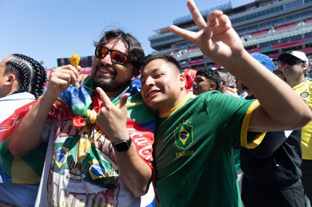 Fans watch Brazil v Morocco - FIFA World Cup, WM, Weltmeisterschaft, Fussball 2026 match in Los Angeles LOS ANGELES, CALIFORNIA - JUNE 13: Supporters watch a live broadcast of FIFA World Cup First Stage Group C opening match between Brazil and Morocco during the Fan Festival at the Los Angeles Memorial Coliseum in Los Angeles, California on June 13, 2026. Grace Hie Yoon Anadolu California United States. Editorial use only. Please get in touch for any other usage.  Copyright: x2026xAnadoluxGracexHiexYoonx