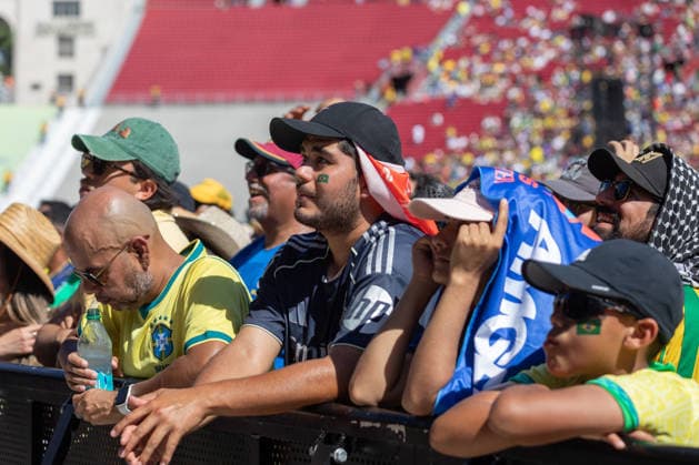 Fans watch Brazil v Morocco - FIFA World Cup, WM, Weltmeisterschaft, Fussball 2026 match in Los Angeles LOS ANGELES, CALIFORNIA - JUNE 13: Supporters watch a live broadcast of FIFA World Cup First Stage Group C opening match between Brazil and Morocco during the Fan Festival at the Los Angeles Memorial Coliseum in Los Angeles, California on June 13, 2026. Grace Hie Yoon Anadolu California United States. Editorial use only. Please get in touch for any other usage.  Copyright: x2026xAnadoluxGracexHiexYoonx