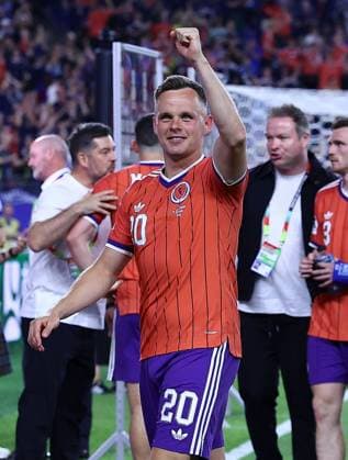 Lawrence Shankland of Scotland celebrates at full time Haiti v Scotland, 2026 FIFA World Cup, WM, Weltmeisterschaft, Fussball Group C, Football, Boston Stadium, Foxborough, Massachusetts, USA - 13 Jun 2026Foxborough Boston Stadium Massachusetts (MA) United States of America EDITORIAL USE ONLY No use with unauthorised audio, video, data, fixture lists, club league logos or live services. Online in-match use limited to 120 images, no video emulation. No use in betting, games or single club league player publications.  Copyright: xMichaelxZemanek Shutterstockx 16924167cb