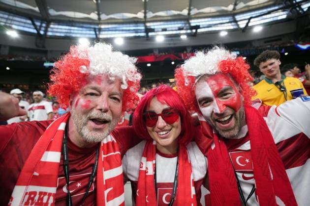 June 13, 2026, Vancouver, Bc, CANADA: Turkey fans show their support beforeTurkey takes on Australia during a World Cup Group D soccer match, in Vancouver, on Saturday, June 13, 2026. Canada News - June 13, 2026  - ZUMAc35_ 20260613_zaf_c35_163 Copyright: xDarrylxDyckx