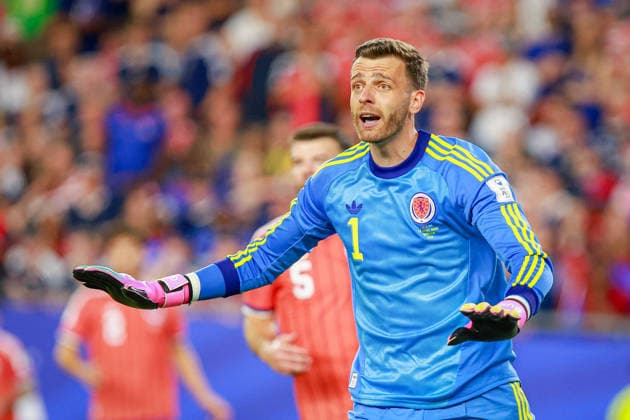 June 14, 2026, Foxborough, Massachusetts, USA: ANGUS GUNN of Scotland tell his team to remain calm during the 2026 FIFA World Cup, WM, Weltmeisterschaft, Fussball Group C match at Boston Stadium in Massachusetts on June 12, 2026. Haiti 0 V 1 Scotland - FIFA World Cup 2026  - ZUMAm283 20260614_zsp_m283_003 Copyright: xBillyxMyersx