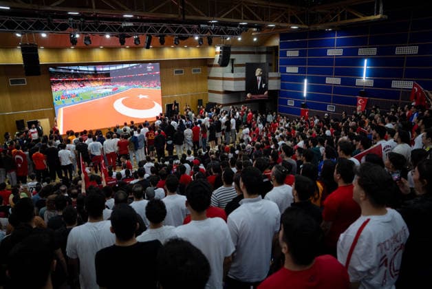 Turkish football fans gather to watch Turkiye-Australia World Cup match ANKARA, TURKIYE - JUNE 14: Turkish football fans gather at the Kocatepe Culture Center in Ankara, Turkiye on June 14, 2026, to watch the live broadcast of the Turkish National Football Team s opening match against Australia in Group D of the 2026 FIFA World Cup, WM, Weltmeisterschaft, Fussball Betul Abali Anadolu Ankara Turkey. Editorial use only. Please get in touch for any other usage.  Copyright: x2026xAnadoluxBetulxAbalix
