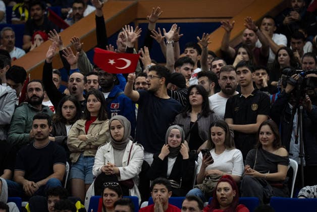 Turkish football fans gather to watch Turkiye-Australia World Cup match ANKARA, TURKIYE - JUNE 14: Turkish football fans gather at the Kocatepe Culture Center in Ankara, Turkiye on June 14, 2026, to watch the live broadcast of the Turkish National Football Team s opening match against Australia in Group D of the 2026 FIFA World Cup, WM, Weltmeisterschaft, Fussball Betul Abali Anadolu Ankara Turkey. Editorial use only. Please get in touch for any other usage.  Copyright: x2026xAnadoluxBetulxAbalix