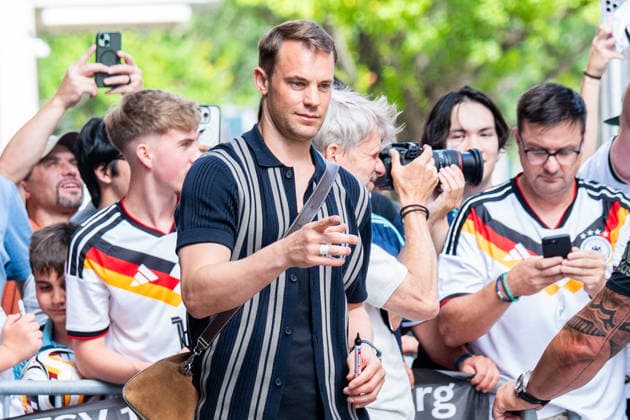 FIFA World Cup 2026, Arrival of the German national team DFB at the team hotel Inter Continental on 13 06 2026 in Houston, Texas Manuel Neuer Copyright: xBahhoxKarax