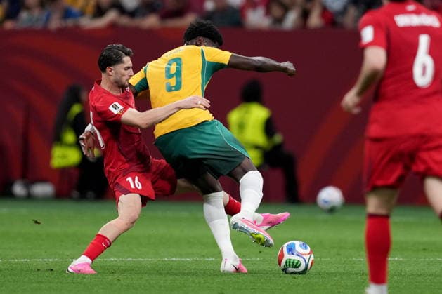 June 13, 2026, Vancouver, Bc, CANADA: Turkey s Ismail Yuksek (16) and Australia s Mohamed Toure (9) vie for control of the ball during first half group D World Cup soccer action, in Vancouver, Saturday, June 13, 2026. AUSTRALIA V. TURKEY  - ZUMAc35_ 20260613_zaf_c35_187 Copyright: xEthanxCairnsx
