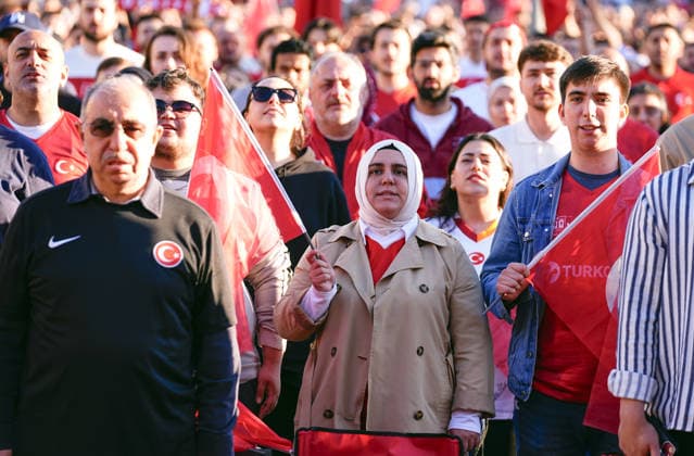 Turkish football fans gather to watch Turkiye-Australia World Cup match ISTANBUL, TURKIYE - JUNE 14: Turkish football fans gather at the historic Yedikule Fortress in Istanbul, Turkiye on June 14, 2026, to watch the live broadcast of the Turkish National Football Team s opening match against Australia in Group D of the 2026 FIFA World Cup, WM, Weltmeisterschaft, Fussball Esra Bilgin Anadolu Istanbul Turkey. Editorial use only. Please get in touch for any other usage.  Copyright: x2026xAnadoluxEsraxBilginx