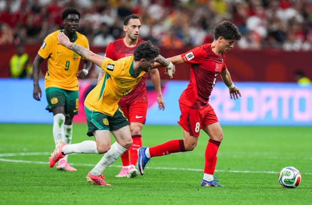 Australia v Turkiye - FIFA World Cup, WM, Weltmeisterschaft, Fussball 2026 - Group D VANCOUVER, CANADA - JUNE 13: Arda Guler (8) of Turkiye in action against Aiden O’Neill (L) of Australia during the 2026 FIFA World Cup First Stage Group D match between Australia and Turkiye at BC Place Stadium in Vancouver, Canada on June 13, 2026. Ercin Erturk Anadolu British Columbia Canada. Editorial use only. Please get in touch for any other usage.  Copyright: x2026xAnadoluxErcinxErturkx