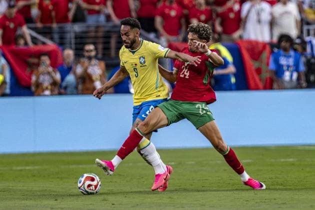 RECORD DATE NOT STATED match between Brazil and Morocco for the 2026 FIFA World Cup, WM, Weltmeisterschaft, Fussball New Jersey (NJ), June 13, 2026 - World Cup Brazil vs. Morocco Brazilian player Matheus Cunha in a ball dispute during the match between Brazil and Morocco for the FIFA World Cup 2026 Group Stage, Round 1, at MetLife Stadium in New Jersey, USA, on the evening of Saturday, June 13, 2026.(Foto: Pedro Paulo Diaz Thenews2 imago images) SPO  Copyright: xPedroxPauloxDiazx