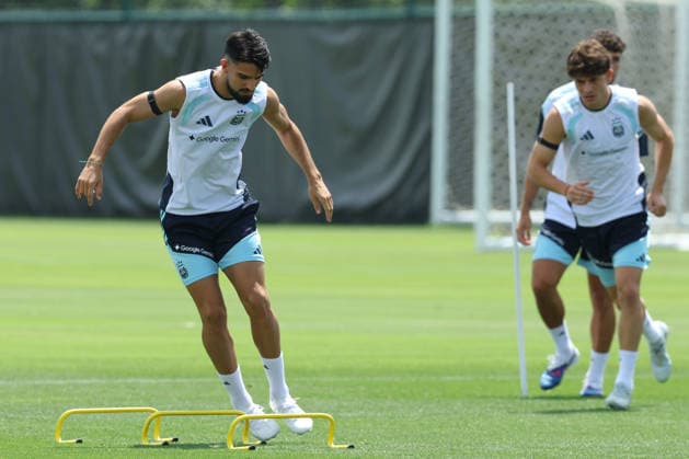 Argentina™s forward Jose Manuel Lopez takes part in a training session during the 2026 FIFA World Cup football tournament at Sporting KC Training Centre in Kansas City on June 13, 2026 ¨ Photo by Alejandro PAGNI PHOTOxPHOTO KANSAS CITY UNITED STATES Copyright: xALEJANDROxPAGNIx