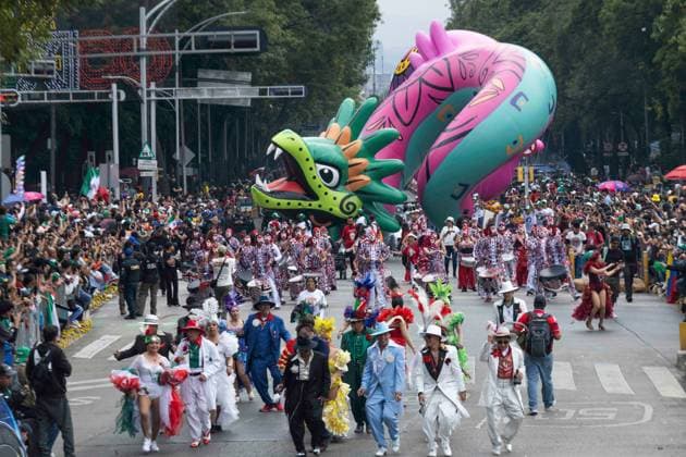 Mexico City hosts The Ball Returns Home World Cup parade MEXICO CITY, MEXICO JUNE 13, 2026: Performers, artists and spectators take part in The Ball Returns Home, a World Cup parade organized by the Mexico City Ministry of Culture as part of the celebrations surrounding the opening of the 2026 FIFA World Cup, WM, Weltmeisterschaft, Fussball The event brought together residents and visitors in the Mexican capital for a procession featuring cultural performances, music and artistic displays highlighting Mexico s history, identity and connection to football. Mexico City Mexico Copyright: x xCristianxLeyvax xJNAxPressx