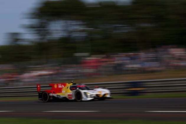 24 Heures du Mans automobile Alexandre Dimou ALEXPRESS MAXPPP - BMW LMP1 Robin Frijns - Rene Rast - Sheldon van der Linde lors des 24H du Mans 2026 Alexandre Dimou Agence Alexpress 24 Hours of Le Mans Automobile Le Mans France  Copyright: xALEXPRESS MAXPPPxAlexandrexDimoux DIM202606149327 DIM202606149327