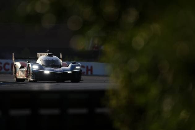 24 Heures du Mans automobile Alexandre Dimou ALEXPRESS MAXPPP - Alpine LMP1 FrÃ dÃ ric Makowiecki - Jules Gounon - Victor Martins lors des 24H du Mans 2026 Alexandre Dimou Agence Alexpress 24 Hours of Le Mans Automobile Le Mans France  Copyright: xALEXPRESS MAXPPPxAlexandrexDimoux DIM202606149403 DIM202606149403