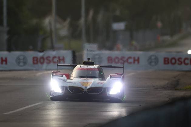 24 Heures du Mans automobile Alexandre Dimou ALEXPRESS MAXPPP - BMW LMP1 Robin Frijns - Rene Rast - Sheldon van der Linde BMW LMP1 Robin Frijns - Rene Rast - Sheldon van der Linde lors des 24H du Mans 2026 Alexandre Dimou Agence Alexpress 24 Hours of Le Mans Automobile Le Mans France  Copyright: xALEXPRESS MAXPPPxAlexandrexDimoux DIM202606149411 DIM202606149411