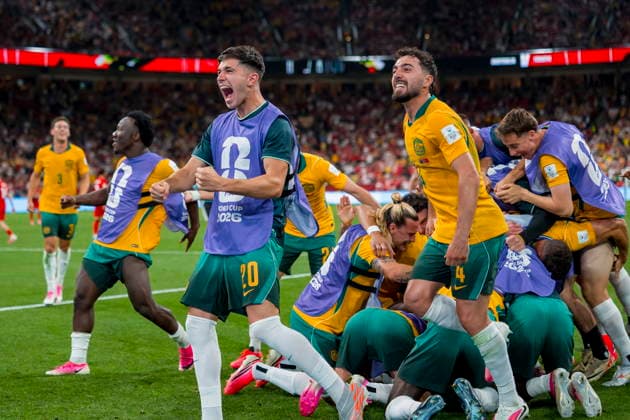 FIFA World Cup, WM, Weltmeisterschaft, Fussball 2026 - Group D - Australia vs Turkey Cristian Volpato of Australia and Jacob Italiano celebrate a goal scored by Connor Metcalfe in the second half during the FIFA World Cup 2026 group stage match Australia against Turkey, in Vancouver, Canada, 13 June 2026. VANCOUVER Canada  Copyright: xBOBxFRIDx