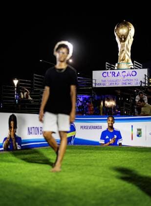 WILLEMSTAD - Children play on two small football pitches on Brionplein that were specially constructed for the World Cup. For Curacao, the World Cup begins with a match against Germany. RAMON VAN FLYMEN ANP netherlands out - belgium out  Copyright: xx x560892609x originalFilename: 560892609.jpg Willemstad WILLEMSTAD - Children play on two small football pitches on Brionplein that were specially constructed for the World Cup xVIxIMAGO ANPxIVx imago images 0859038284 originalFilename: 0859038284st.jpg