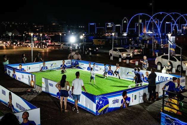 WILLEMSTAD - Children play on two small football pitches on Brionplein that were specially constructed for the World Cup. For Curacao, the World Cup begins with a match against Germany. RAMON VAN FLYMEN ANP netherlands out - belgium out  Copyright: xx x560892753x originalFilename: 560892753.jpg Willemstad WILLEMSTAD - Children play on two small football pitches on Brionplein that were specially constructed for the World Cup xVIxIMAGO ANPxIVx imago images 0859038436 originalFilename: 0859038436st.jpg