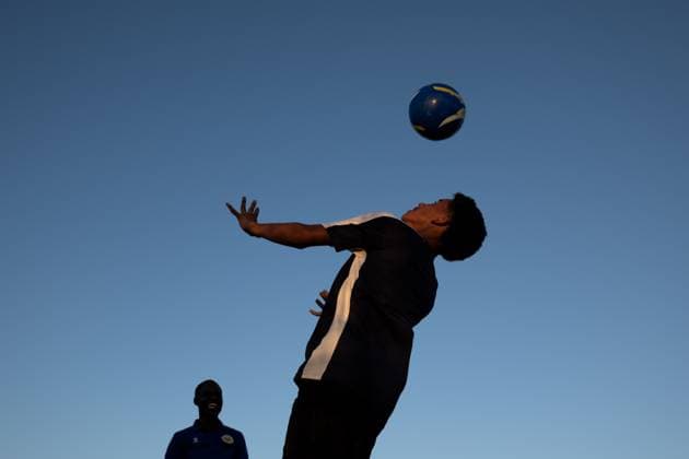 WILLEMSTAD - Youth footballers train on a small field in Willemstad. For Curacao, the World Cup begins with a match against Germany. RAMON VAN FLYMEN ANP netherlands out - belgium out Willemstad xVIxxIVx 560949101 originalFilename: 0859065437st.jpg
