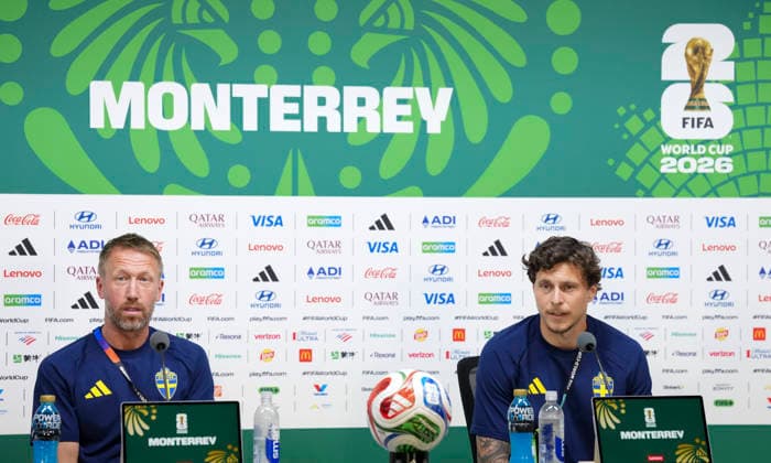 (260614) -- MONTERREY, June 14, 2026 -- Victor Nilsson Lindelof (R) and Graham Potter, head coach of Sweden, attend a press conference, PK, Pressekonferenz ahead of the group stage match between Sweden and Tunisia at the FIFA World Cup, WM, Weltmeisterschaft, Fussball 2026 in Monterrey, Mexico, June 13, 2026. ) (SP)MEXICO-MONTERREY-FOOTBALL-FIFA WORLD CUP-PRESS CONFERENCE-SWE VS TUN MartinxZabala 