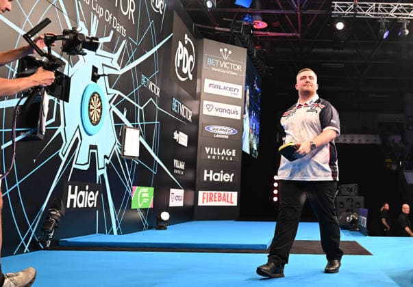 11 06 2026, xhbx, Dart World Cup of Darts 2026, v l Luke Littler England DFL DFB REGULATIONS PROHIBIT ANY USE OF PHOTOGRAPHS as IMAGE SEQUENCES and or QUASI VIDEO Frankfurt