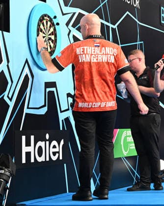 11 06 2026, xhbx, Dart World Cup of Darts 2026, v l Michael van Gerwen Netherlands DFL DFB REGULATIONS PROHIBIT ANY USE OF PHOTOGRAPHS as IMAGE SEQUENCES and or QUASI VIDEO Frankfurt