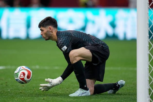 June 13, 2026, Vancouver, Bc, CANADA: Australia s Patrick Beach (18) makes a save during second half group D World Cup soccer action against Turkey, in Vancouver, Saturday, June 13, 2026. AUSTRALIA V. TURKEY  - ZUMAc35_ 20260613_zaf_c35_274 Copyright: xDarrylxDyckx