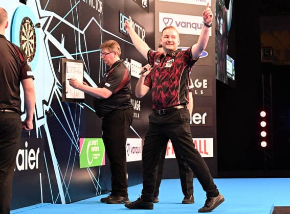 11 06 2026, xhbx, Dart World Cup of Darts 2026, v l Dimitri Van den Bergh Belgium DFL DFB REGULATIONS PROHIBIT ANY USE OF PHOTOGRAPHS as IMAGE SEQUENCES and or QUASI VIDEO Frankfurt