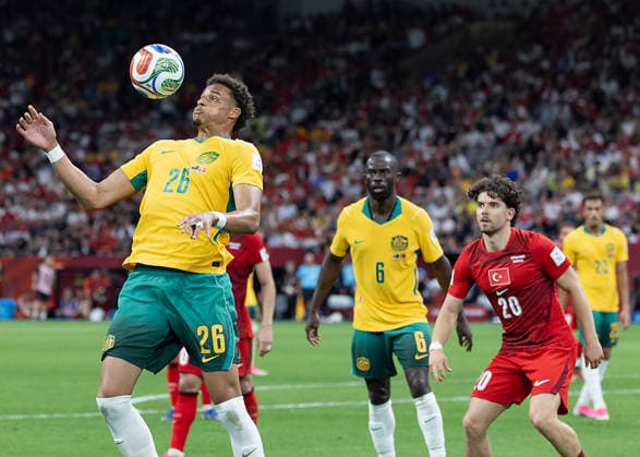 June 13, 2026, Vancouver, British Columbia, Canada: Tete Yengi 26 of Australia controls the ball during the FIFA World Cup, WM, Weltmeisterschaft, Fussball 2026 Group D match between Australia and Turkey at BC Place Vancouver. Vancouver Canada - ZUMAc132 20260613_fap_c132_010 Copyright: xAndrewxChinx