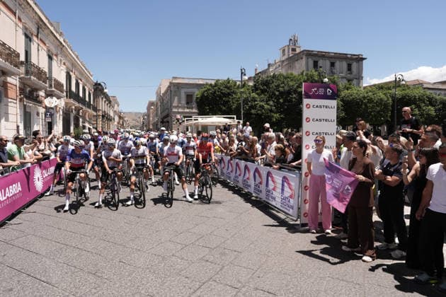 Start the race during Stage 1 of the Giro Next Generation from Reggio Calabria to Vibo Valentia Italy, Saturday June 14, 2026(Photo Massimo Paolone LaPresse)  Copyright: xMassimoxPaolone LaPressex
