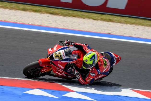 June 14, 2026, Misano Adriatico, Rimini, Italy: Ryan VICKERS (GBR) riding for Honda HRC at turn 6 during the Superpole Race of 2026 WorldSBK Pirelli Emilia Romagna round 7 at the Misano World Circuit in Misano Adriatico (Rimini, Italy)..Credit: ZUMA Press Motorsports 2026: WorldSBK Misano: SPRINT RACE  - ZUMAr158 20260614_aap_r158_020 Copyright: xRiccardoxRighettix