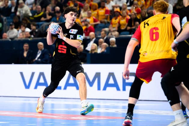 Cologne, Germany Handball EHF Youth Club Trophy Final Fuechse Berlin GOG Leo Nowak Berlin Cologne Lanxess Arena North Rhine-Westphalia Germany