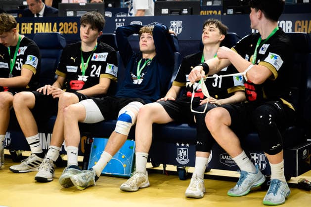 Cologne, Germany Handball EHF Youth Club Trophy Final Fuechse Berlin GOG Philipp Anastassiadis Berlin , Joscha Gehann Berlin dissatisfied disappointed dejected frustrated, Cologne Lanxess Arena North Rhine Westphalia Germany