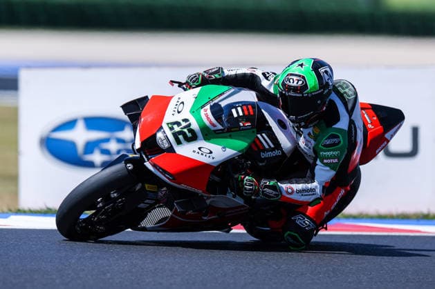 IPA85677568 - Alex Lowes of the Bimota by Kawasaki Racing Team on a Bimota KB998 Rimini during the FIM Superbike World Championship, WM, Weltmeisterschaft Pirelli Emilia-Romagna Round 7 – Superpole at the Misano World Circuit Marco Simoncelli in Misano Adriatico, Italy  Copyright: xFabrizioxCarabelli IPAxSportx xx 85677568