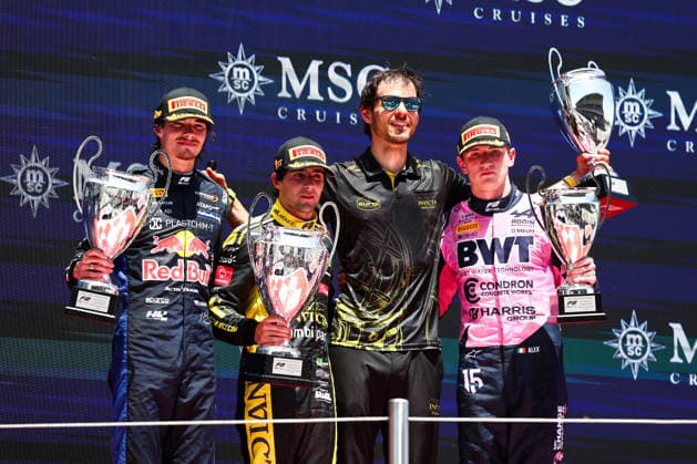 Race winner Rafael Camara of Brazil and Invicta Racing 1 Second placed Nikola Tsolov of Bulgaria and Campos Racing 6 Third placed Alexander Dunne of Ireland and Rodin Motorsport 15 and Pau Rivera, Engineer at Invicta Racing celebrate on the podium with the trophies during the Round 5 Barcelona Feature race of the Formula 2 Championship , Race, F1 Grand Prix of Barcelona Catalunya, am 14 June 2026 in Barcelona, Spain Photo by Diogo Cardoso DeFodi Images Race winner Rafael Camara of Brazil and Invicta Racing 1 Second placed Nikola Tsolov of Bulgaria and Campos Racing 6 Third placed Alexander Dunne of Ireland and Rodin Motorsport 15 and Pau Rivera, Engineer at Invicta Racing celebrate on the podium with the trophies during the Round 5 Barcelona Feature race of the Formula 2 Championship , Race, F1 Grand Prix of Barcelona Catalunya, Circuit de Barcelona Catalunya on June 14, 2026 in Barcelona, Spain Photo by Diogo Cardoso DeFodi Images