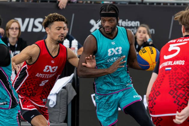 BASKETBALL - FIBA 3x3 World Tour VIENNA,AUSTRIA,14.JUN.26 - BASKETBALL - FIBA 3x3 World Tour. Image shows Bryan Alberts (Amsterdam) and Quincy Diggs (Vienna).  GEPAxpictures xPhilippxBrem