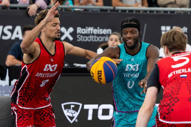 BASKETBALL - FIBA 3x3 World Tour VIENNA,AUSTRIA,14.JUN.26 - BASKETBALL - FIBA 3x3 World Tour. Image shows Bryan Alberts (Amsterdam) and Quincy Diggs (Vienna).  GEPAxpictures xPhilippxBrem