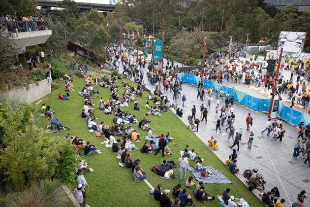 WORLD CUP LIVE SITE, Fans watch the FIFA World Cup, WM, Weltmeisterschaft, Fussball Group D Australia versus Tu?rkiye match live site at Tumbalong Park in Sydney, Sunday, June 14, 2026. ( NO ARCHIVING SYDNEY NEW SOUTH WALES Australia  Copyright: xNADIRxKINANIx 20260614149631283953