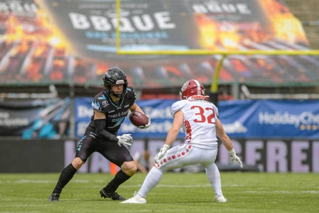 Louis Geyer (Munich Ravens, 07) runs with the ball, Munich Ravens vs Prague Lions, American Football, European Football Alliance, Week 5, 2026, 14.06.2026, Unterhaching uhlsport Sportpark Germany Copyright: xFootxBowlxPressexFotoxAgentur JUx