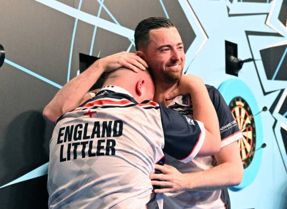 14 06 2026, xhbx, Dart World Cup of Darts 2026, v l Luke Littler England , Luke Humphries England cheering after the end of the match DFL DFB REGULATIONS PROHIBIT ANY USE OF PHOTOGRAPHS as IMAGE SEQUENCES and or QUASI VIDEO Frankfurt