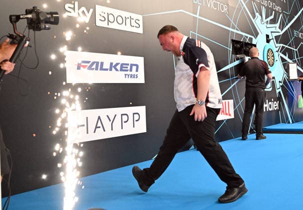 14 06 2026, xhbx, Dart World Cup of Darts 2026, v l Luke Littler England cheers after the end of the match DFL DFB REGULATIONS PROHIBIT ANY USE OF PHOTOGRAPHS as IMAGE SEQUENCES and or QUASI VIDEO Frankfurt