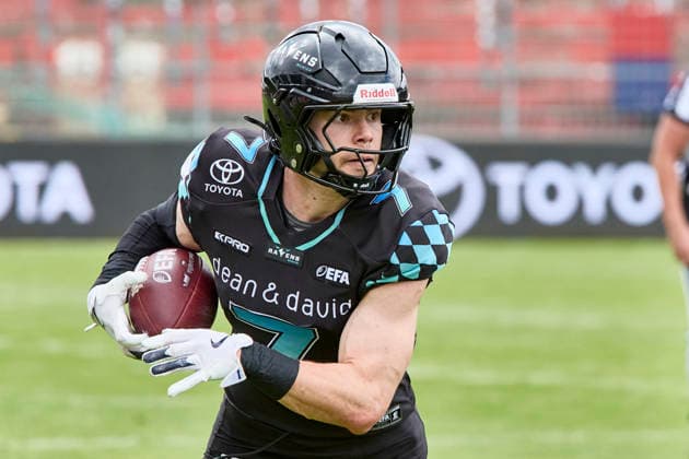 European Football Alliance EFA , Munich Ravens vs Prague Lions, Munich Ravens, Prague Lions, 2026 06 14 in München Unterhaching Alpenbauer Sportpark Unterhaching GEYER Louis Munich Ravens Wide Receiver WR Nr7 MUC7 sportworld München Unterhaching Alpenbauer Sportpark Unterhachin Bayern Germany
