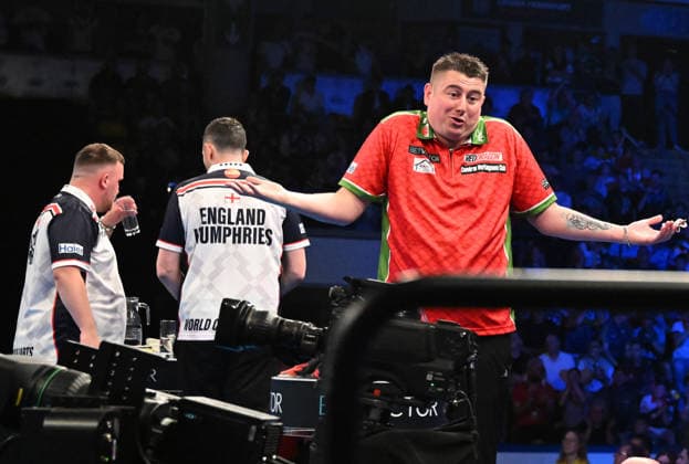 14 06 2026, xhbx, Dart World Cup of Darts 2026, v l Luke Littler England , Luke Humphries England , Nick Kenny Wales DFL DFB REGULATIONS PROHIBIT ANY USE OF PHOTOGRAPHS as IMAGE SEQUENCES and or QUASI VIDEO Frankfurt