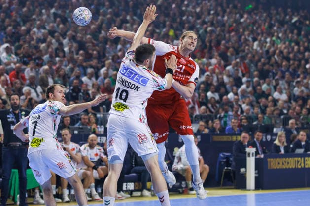 Juri KNORR Aalborg Handbold, 21 scores a goal, Action, Goal throw GER, Aalborg Handbold vs SC Magdeburg, Handball, TruckScout24 EHF FINAL4 2026, Match for 3rd place, Match time 2025 2026, 14 06 2026,, GER, Aalborg Handbold vs SC Magdeburg, Handball, TruckScout24 EHF FINAL4 2026, Match for 3rd place, Match time 2025 2026, 14 06 2026, Koeln Copyright: xEibnerxPressefoto OliverxSchmidtx EP_OST