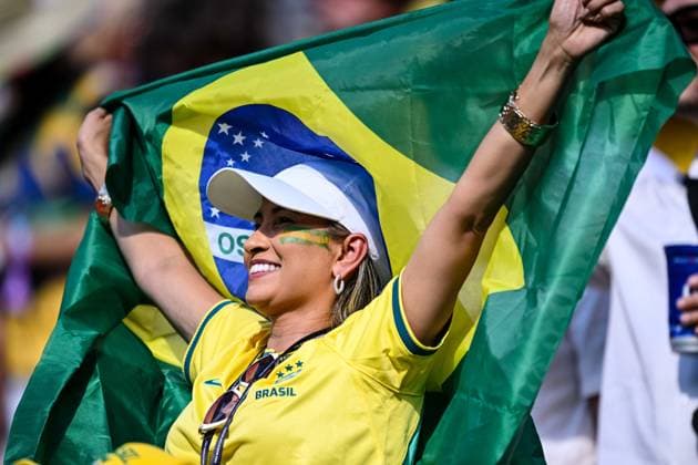 Brazil fan with flags during the FIFA World Cup, WM, Weltmeisterschaft, Fussball 2026 Group C match between Brazil and Morocco at New York New Jersey Stadium on June 13, 2026 in East Rutherford, United States. (Photo by Harry Langer DeFodi Images) - *** Brazil fan with flags during the FIFA World Cup 2026 Group C match between Brazil and Morocco at New York New Jersey Stadium on June 13, 2026 in East Rutherford, United States Photo by Harry Langer DeFodi Images